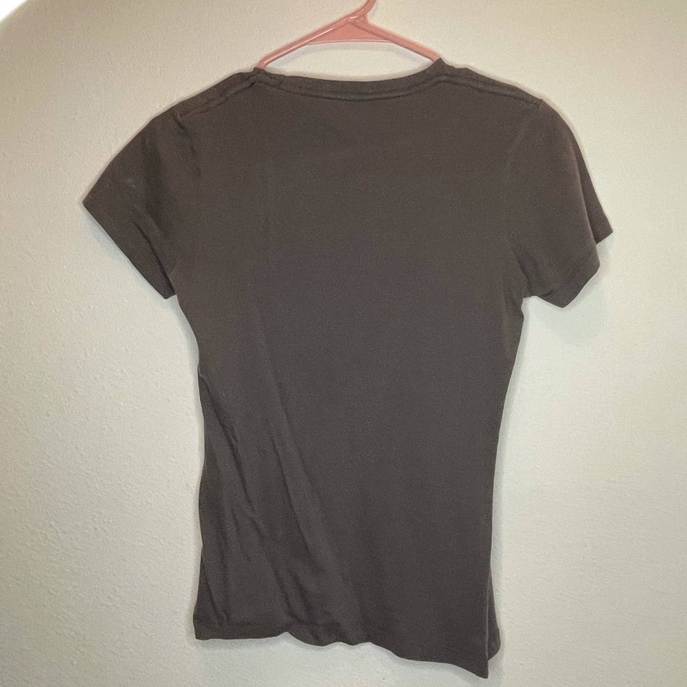 T-Shirt - Picture 2 of 2